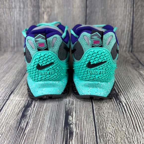 UNDEFEATED Nike Air Terra Humara Light Menta/Black Mens 6.5 WMNS 8 FN7546-301 main image 2